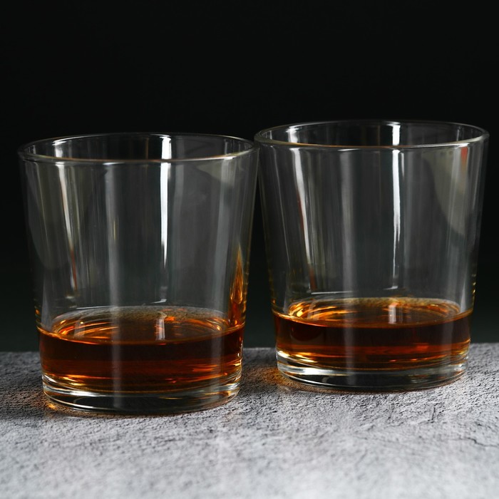 Мужской набор «Настоящему мужчине»: стакан 250 мл. х 2 шт, камни для виски 6 шт., арахис в глазури 100 г., трюфель со вкусом коньяка 90 г. - фото 1885291893