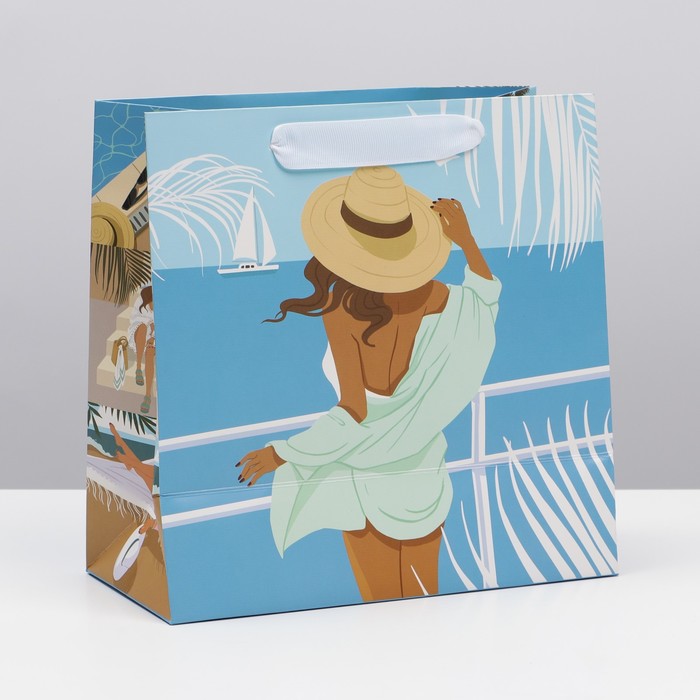 Пакет подарочный ламинированный квадратный, упаковка, «Круиз», 22 х 22 х 11 см - фото 1885296021