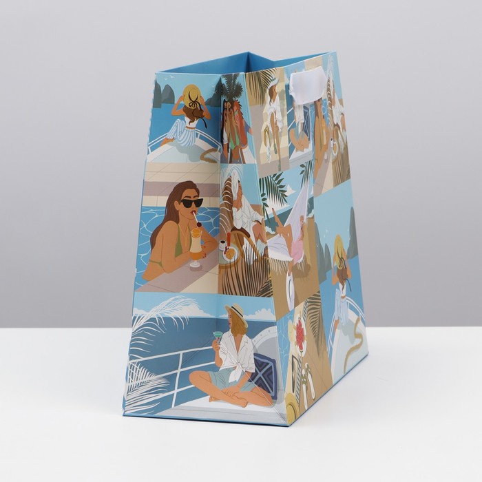 Пакет подарочный ламинированный квадратный, упаковка, «Круиз», 22 х 22 х 11 см - фото 1885296022