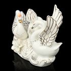 Сувенир керамика "Лебеди в заводи" белые 13х17х7 см - Фото 3