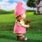 Садовая фигура "Девочка с цветочками" 33х15х14см - Фото 2