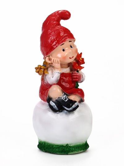 Садовая фигура из полистоуна «Девочка на шаре», 13×10×24 см, МИКС