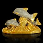 Сувенир керамика под золото "Три дельфина на волне" 9х14х5,5 см - Фото 3