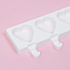 Форма для мороженого Доляна «Сердца. Макси», силикон, 49×6,5×2 см, 8 ячеек, палочки 50 шт, цвет белый - фото 4343397
