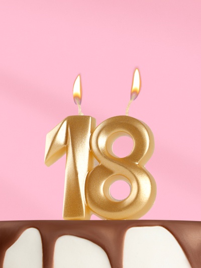Свеча в торт «Грань», цифра 18, золотой металлик, 6.5 см