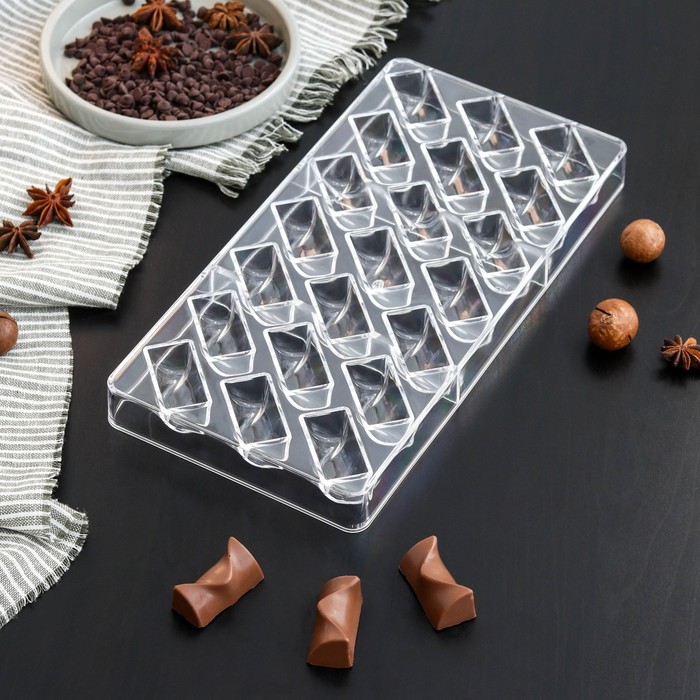 Форма для конфет и шоколада KONFINETTA «Плетёный батон», 27,5×17,5×2,5 см, 21 ячейка (3,5×1,5×1,5 см)