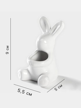Подставка под зубочистки Доляна «Зайка», 5.5×5×9 см, белая