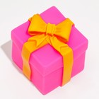 Игрушка пищащая "Подарок", виниловая, 6,5 х 7,8 см - Фото 3