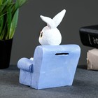 Копилка "Зайка Тоша с подарком" 10x10x14см - фото 24423810