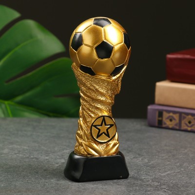 Кубок наградной с фигуркой «Футбол: кубок», золотой, 17×7×7 см