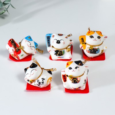 Набор фигурок керамика «Манэки-нэко - удовольствие», 5 шт., 4.5×3.8×4.6 см