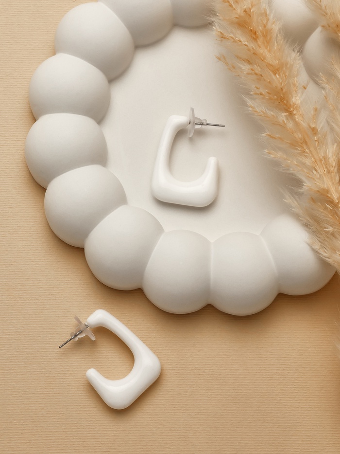 Серьги акриловые «Тренд» рамка, цвет белый - Фото 1