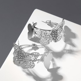 Серьги-кольца "Бабочки" карусель, цвет матовое серебро, d=4см