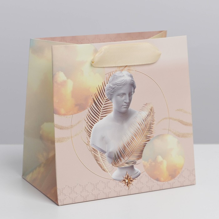 Пакет подарочный ламинированный квадратный, упаковка, «Нимфа», 14 х 14 х 9 см - Фото 1