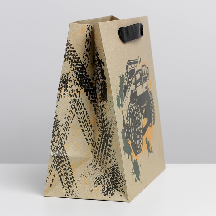 Пакет крафтовый квадратный «Discovery», 22 × 22 × 11 см 7183920