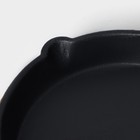 Сковорода чугунная «Авиньон», 21,5×15,5×2,5 см, с 2 сливами, на деревянной подставке - Фото 4