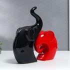 Сувенир керамика "Слоны красный и чёрный" набор 2 шт 12х12 22х13 см - фото 24507718