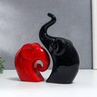 Сувенир керамика "Слоны красный и чёрный" набор 2 шт 12х12 22х13 см - фото 24507722