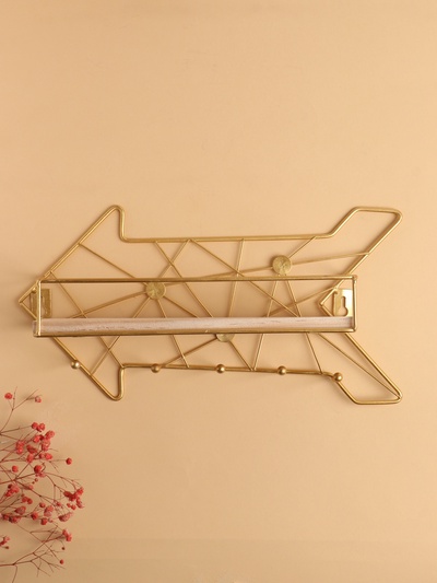 Вешалка настенная с полкой «Стрелка», крючки декоративные, с подсветкой, 5 крючков, золото