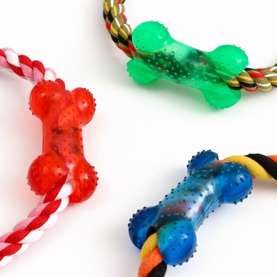 Игрушка тренировочная канатная «Круг с косточкой», до 100 г, микс цветов