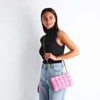 Сумка-клатч женская на молнии, на цепочке, с золотистой фурнитурой, розовая - Фото 2