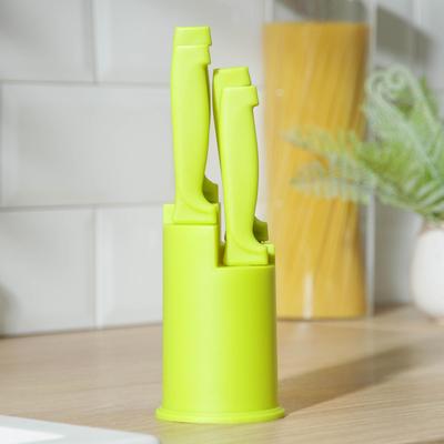 Набор кухонных ножей на подставке Доляна, 4 шт: 6 см, 9 см, 9 см, 11 см, на подставке, цвет МИКС