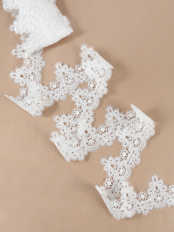 Кружево гипюровое, 55 мм, 6.8±0.5 м, белое