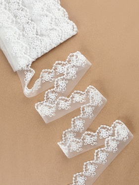 Кружево на сетке, 65 мм, 9±0.5 м, белое