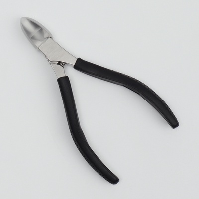 Кусачки педикюрные, скрытая пружина, прорезиненная ручка, 11 см, длина лезвия-12 мм, чёрные, серебристые