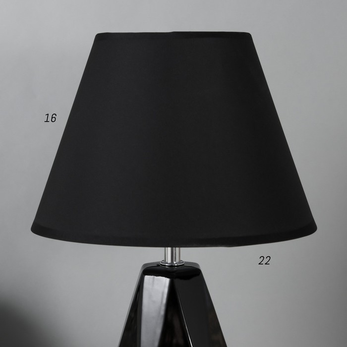 Настольная лампа 16873/1BK E14 40Вт черный 23х23х36 см RISALUX - фото 1927842346