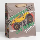 Пакет подарочный крафтовый вертикальный, упаковка, «Monster truck», ML 23 х 27 х 11.5 см - фото 321190423