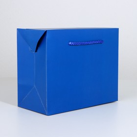 Пакет—коробка «Синий», 23 × 18 × 11 см