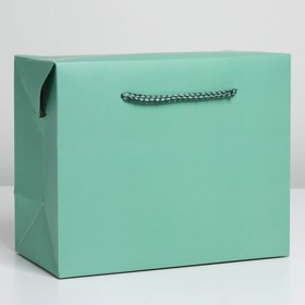 Пакет—коробка «Тиффани», 28 × 20 × 13 см Ош