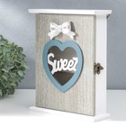 Ключница дерево 6 крючков "Сердце и бант" серый 25,5х7х21 см - фото 21500812