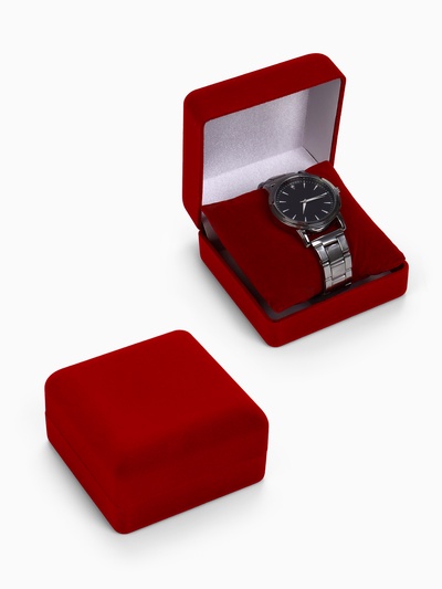 Футляр бархатный под браслет, часы «Классика», 9×9 см, красный