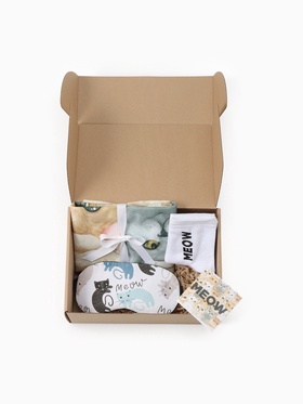 Набор подарочный женский «Этель» Cozy set, плед 75×100 см, носки 36-39 (23-25 см), маска для сна