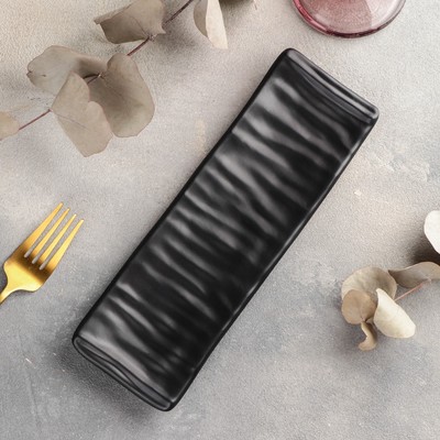 Блюдо сервировочное «Чёрный Восток», 24×7.5×1.5 см, пластик, чёрное