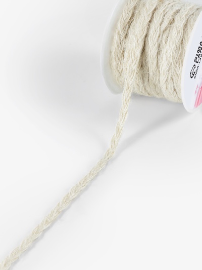 Тесьма декоративная холщовая «Косичка», 6 мм, 9 ± 0.5 м, цвет светло-бежевый