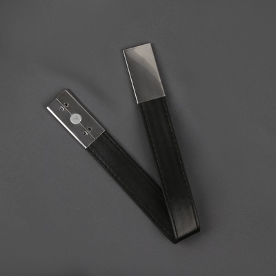 Подхват для штор из кожзаменителя, 35×2.5 см, чёрный