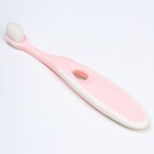 Детская зубная щетка с мягкой щетиной, нейлон, цвет розовый - фото 2698535