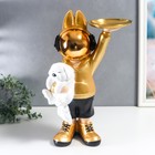 Сувенир полистоун подставка "Космонавт-кролик в золотом с пёсиком" 44х29 см - фото 9614105