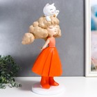 Сувенир полистоун "Девочка с котиком в прическе, в оранжевом" 46 см - фото 6556102