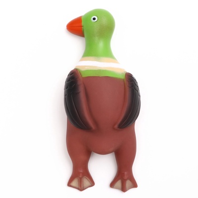 Игрушка пищащая «Скромная утка» для собак, 18×7×4 см, коричневая