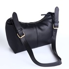 Сумка женская на молнии, цвет чёрный - фото 27016394