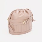 Сумка жен 25*14*12, отд на шнурке, бусы, бежевый - фото 804761954