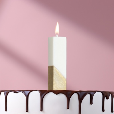 Свеча в торт «Манхеттен», цифра 1, белая с золотом, 5 см