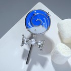 Брошь «Леденец», цвет бело-голубой в серебре - фото 9629242