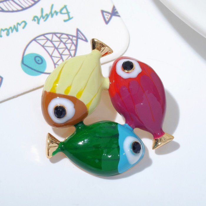 Брошь «Рыбки», цветная в золоте - Фото 1