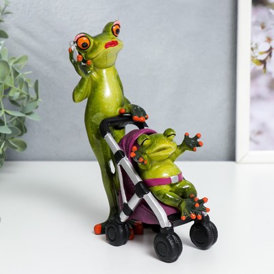 Фигурка полистоун лак «Лягуха: Мамочка с малышом в коляске», 16.7×6.3×15.5 см