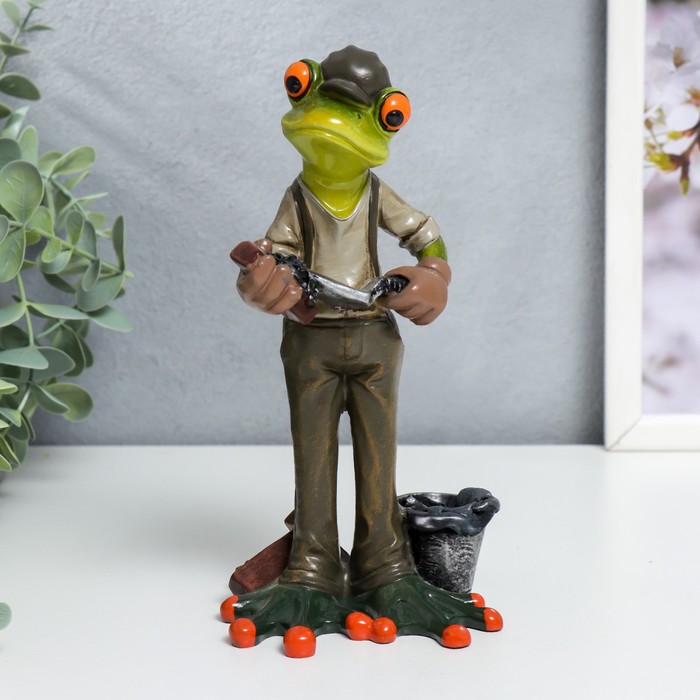 Фигура полистоун лак «Лягуха - Строитель-каменщик», 17.5×7.5×9.5 см - Фото 1